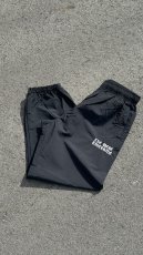 画像2: 刺繍ロゴナイロンパンツ (2)