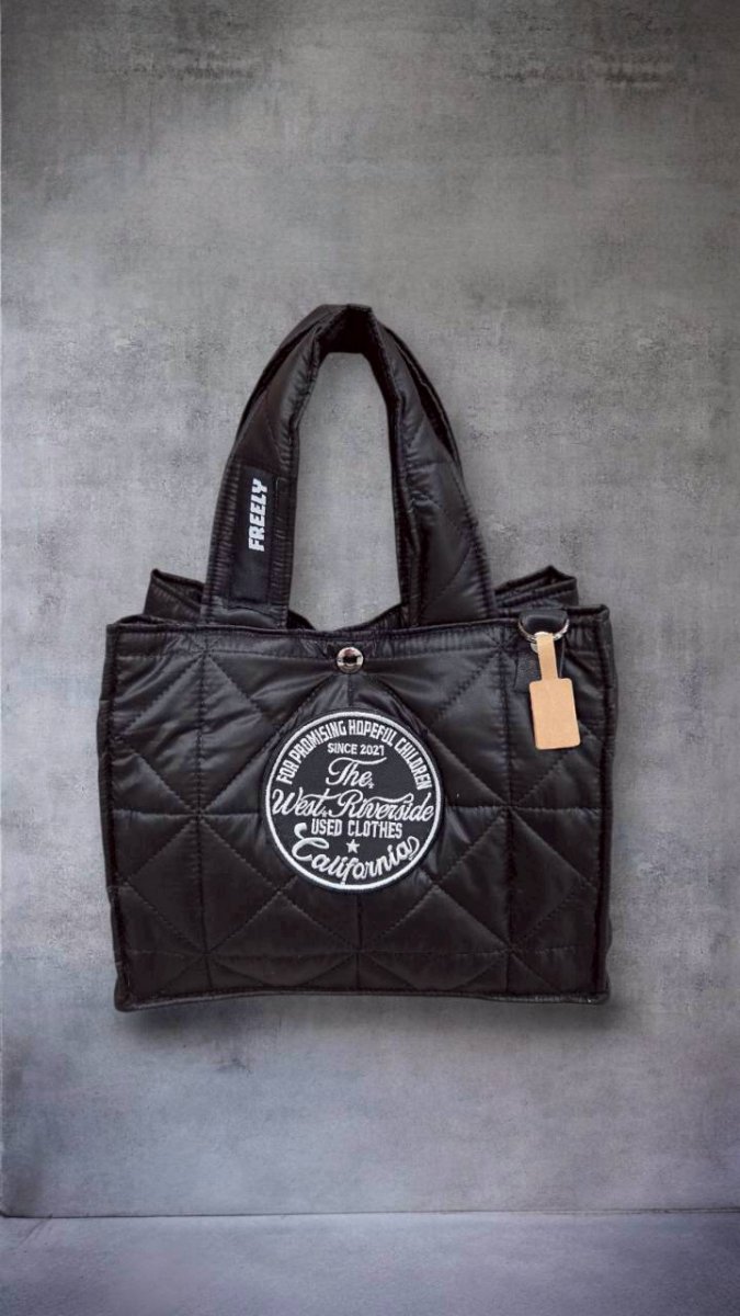画像1: FREELY　キルティングスクエアミニBAG (1)