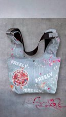 画像1: FREELY　スプラッシュデニムワンショルダーBAG (1)