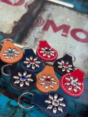 画像1: ＴＷＲオリジナル　スタッズキーホルダー (1)