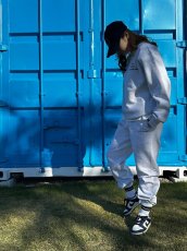 画像1: ＴＷＲオリジナル　花文字ロゴ　ヘヴィーウェイト　クルーネック　スウェット (1)