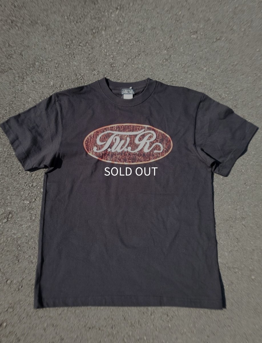 画像2: ＴＷＲオリジナル　発泡ＴＷＲＴシャツ (2)