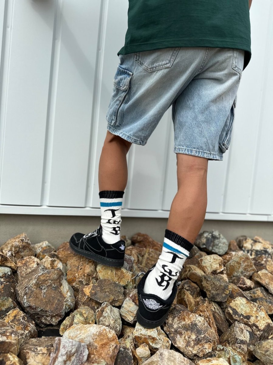 画像5: ＴＷＲオリジナル　花文字入りラインソックス (5)