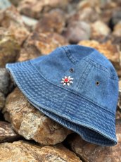 画像3: ＴＷＲオリジナル　花スタッズデニムバケットハット (3)