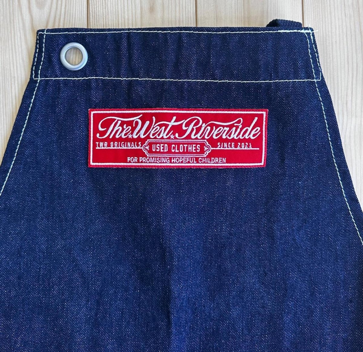 画像4: ＴＷＲオリジナル　ＴＷＲロゴエプロン (4)