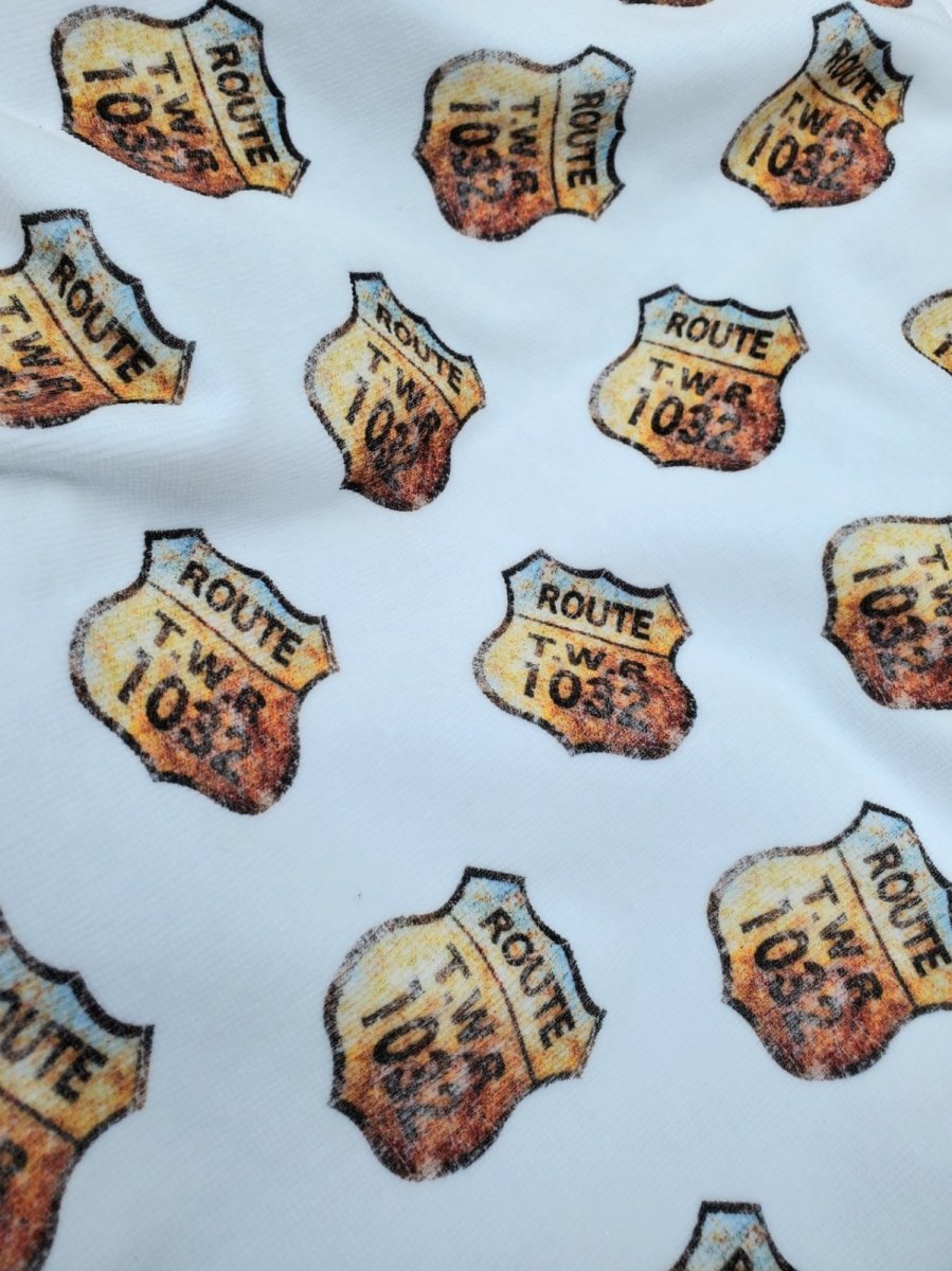 画像2: ＴＷＲオリジナル　ＲＯＵＴＥ　ＴＷＲ１０３２スポーツタオル (2)